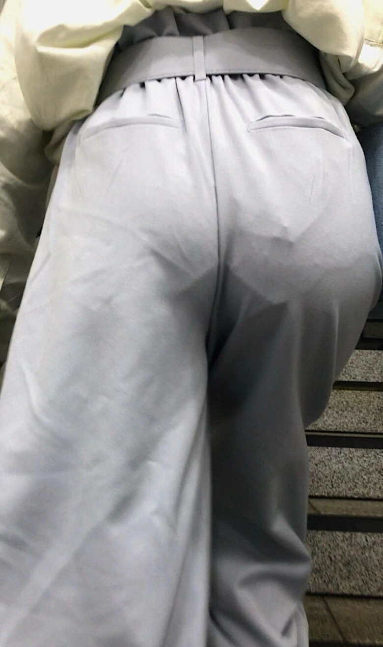 盗撮！ムラムラするパン線エロ画像50枚 5